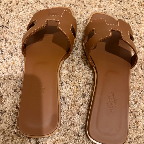 Hermes Tan Brown Oran H Slide Leather Sandals - Picture 5 of 12